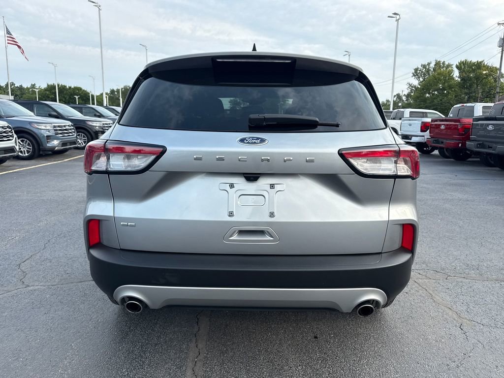 Used 2022 Ford Escape SE image 8