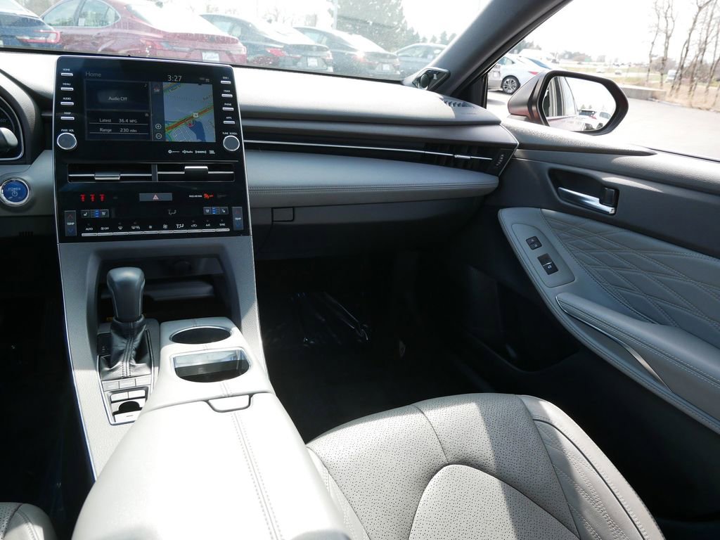 Used 2019 Toyota Avalon Limited w/ All Weather Liner Package FWD image 15