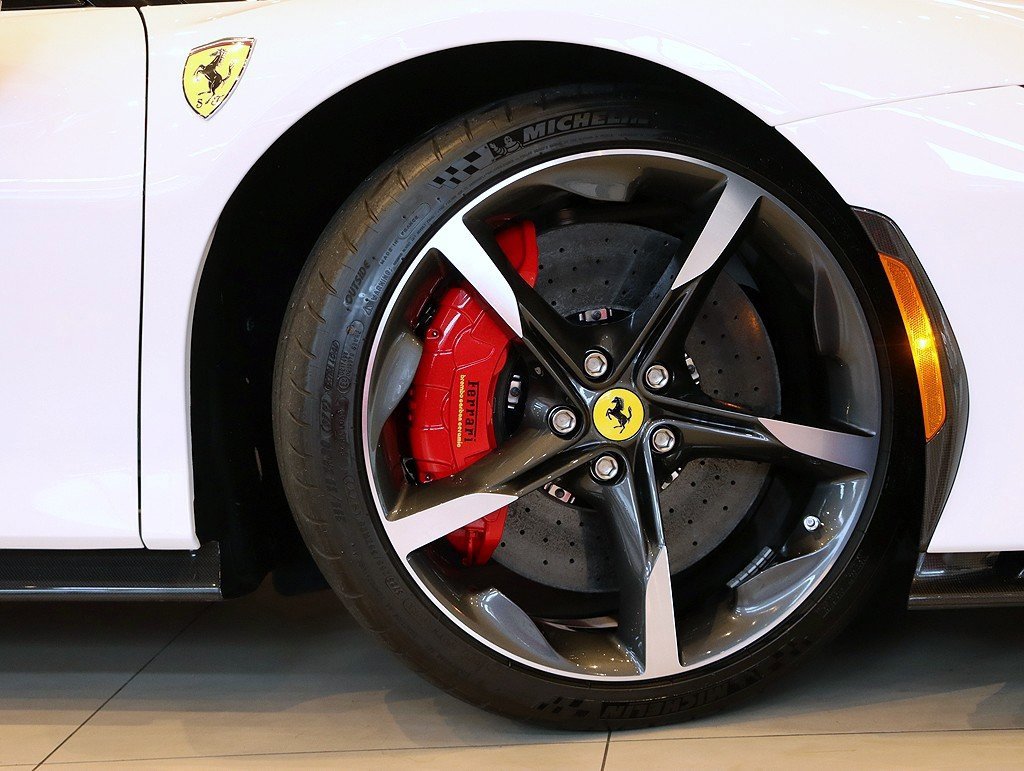 Certified 2024 Ferrari SF90 Spider image 10