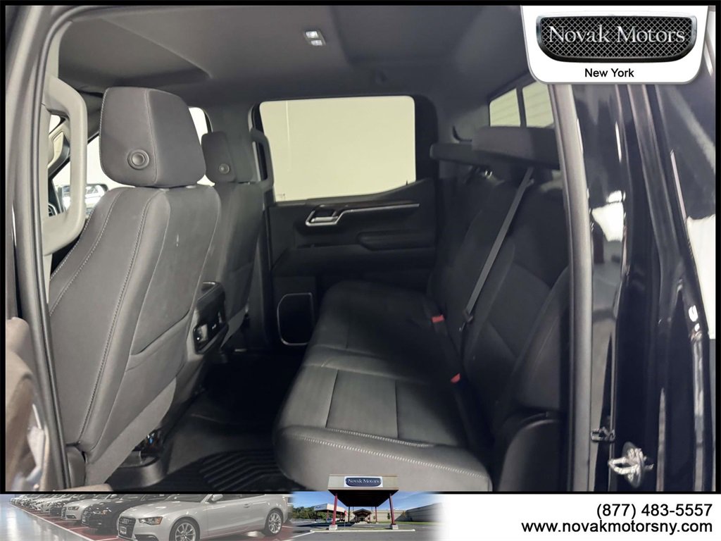 Used 2022 Chevrolet Silverado 1500 LT image 11