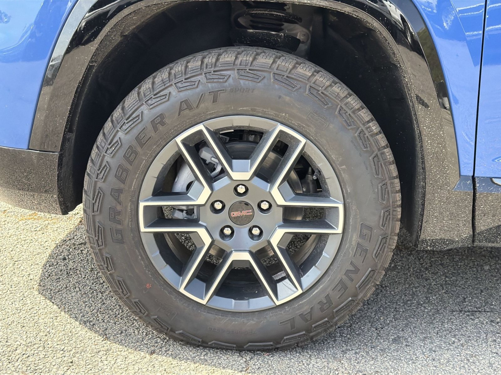 New 2026 GMC Terrain AT4 AWD/4WD image 12