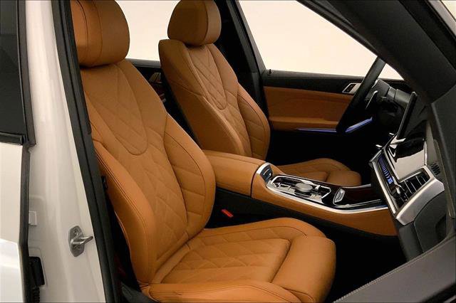 Certified 2024 BMW X5 xDrive50e w/ M Sport Package image 6
