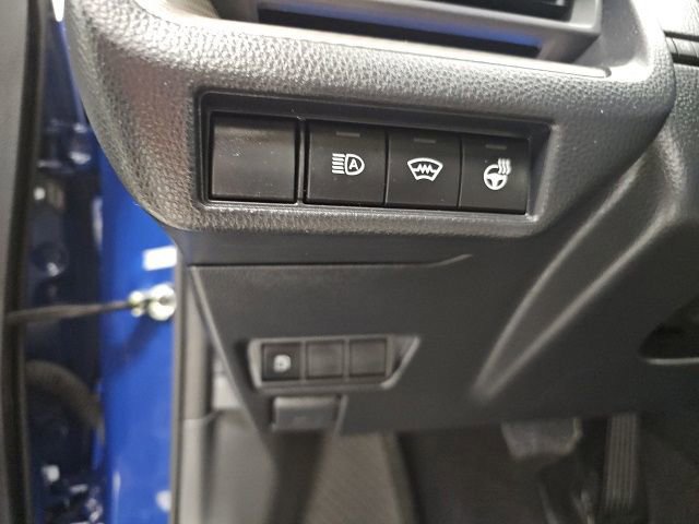 Used 2025 Toyota Prius XLE image 17