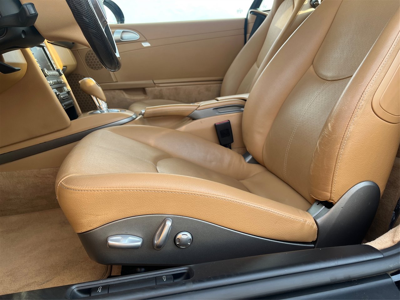 Used 2011 Porsche Cayman image 17