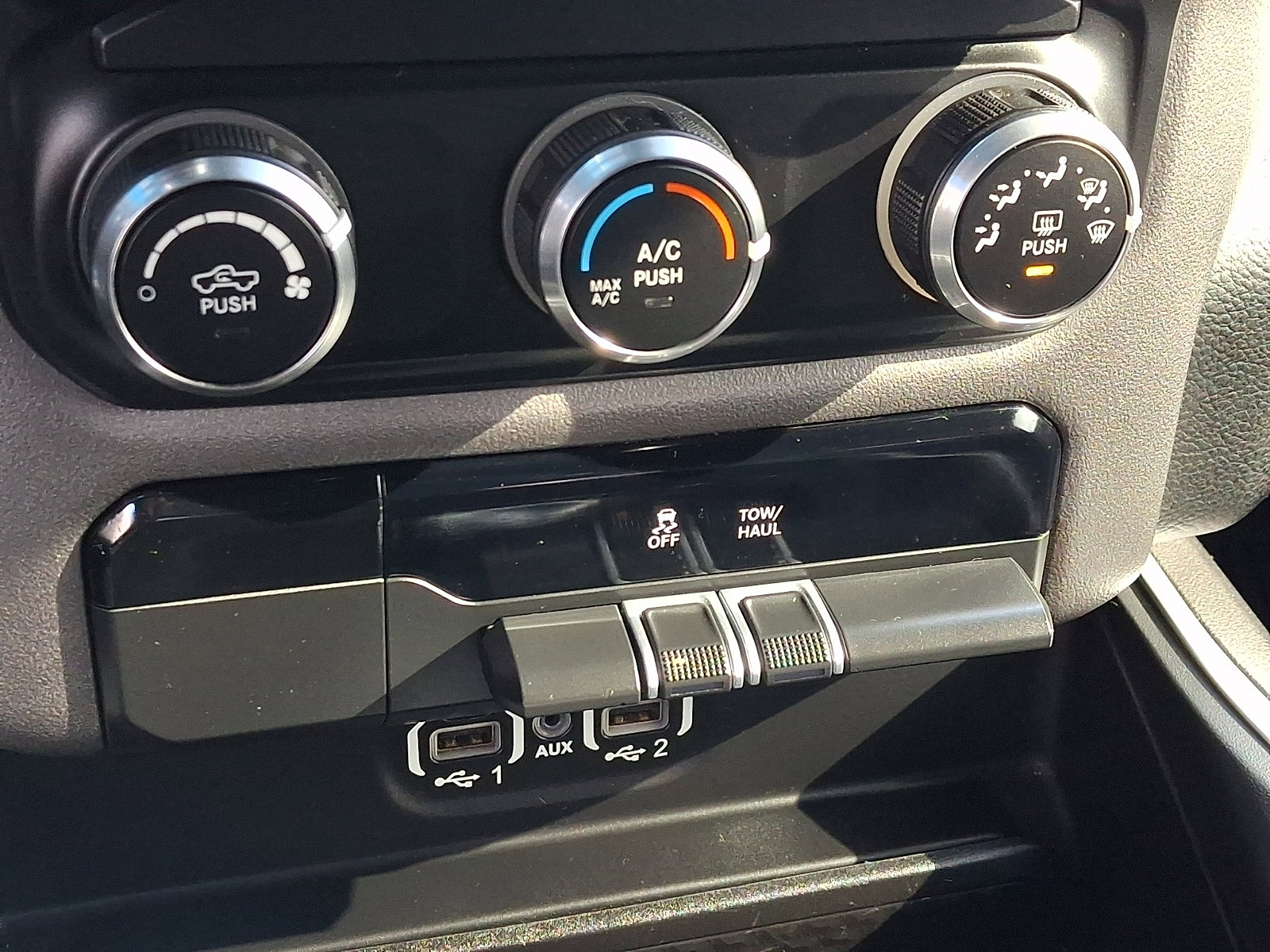 Used 2020 RAM 1500 Big Horn image 16