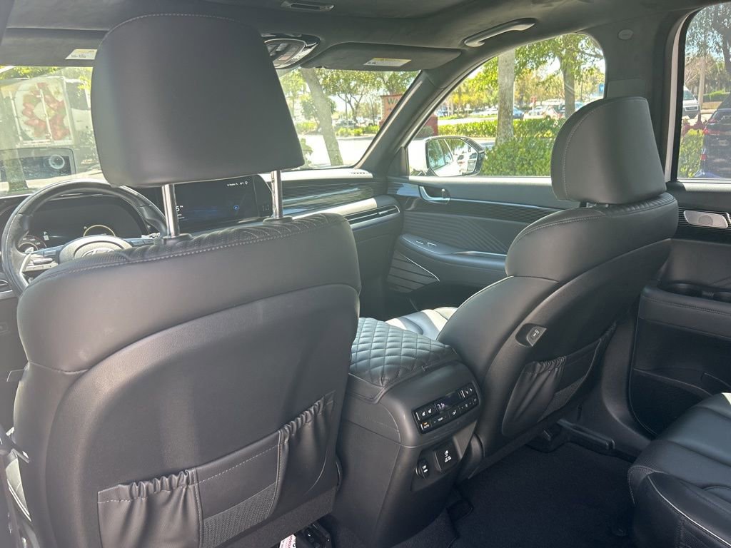 Used 2023 Hyundai Palisade Calligraphy image 47