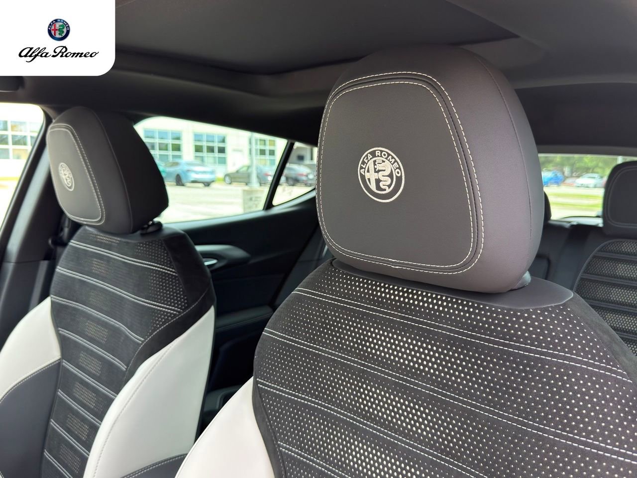 New 2026 Alfa Romeo Tonale AWD/4WD image 9