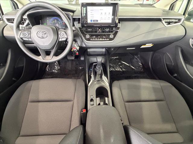 Used 2026 Toyota Corolla LE FWD image 30
