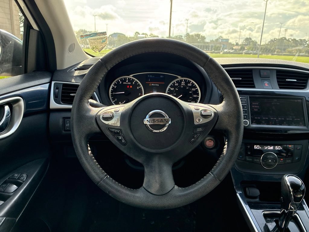Used 2019 Nissan Sentra SR FWD image 22