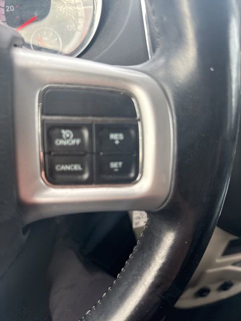 Used 2019 Dodge Grand Caravan SE w/ Rear Park Assist Package image 26