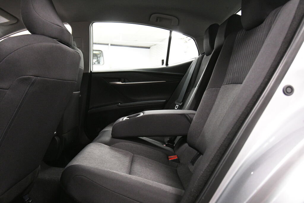 Certified 2025 Toyota Camry LE image 19