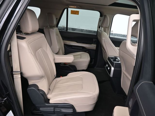 Used 2024 Ford Expedition Max Limited image 9