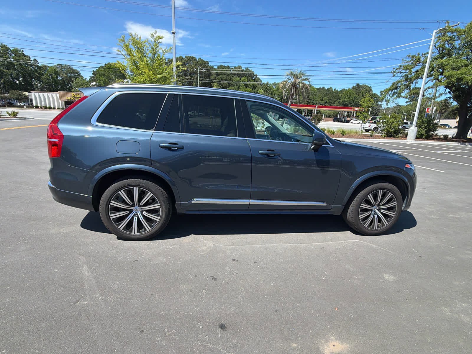 Used 2025 Volvo XC90 B5 Core w/ Protection Package Premier AWD/4WD image 16