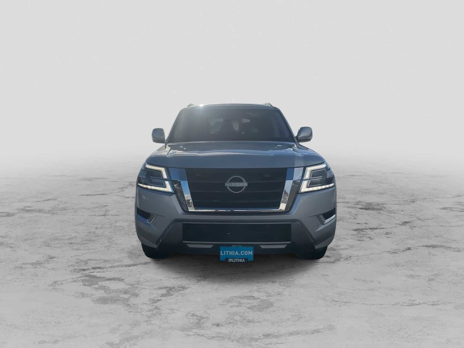 Used 2022 Nissan Armada SV image 3