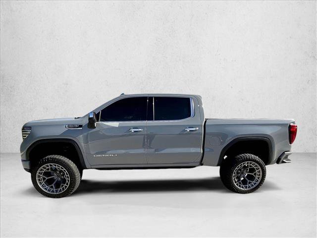 Used 2025 GMC Sierra 1500 Denali AWD/4WD image 4