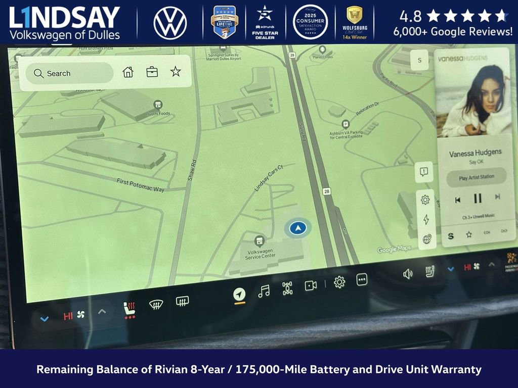 Used 2022 Rivian R1T Adventure image 16