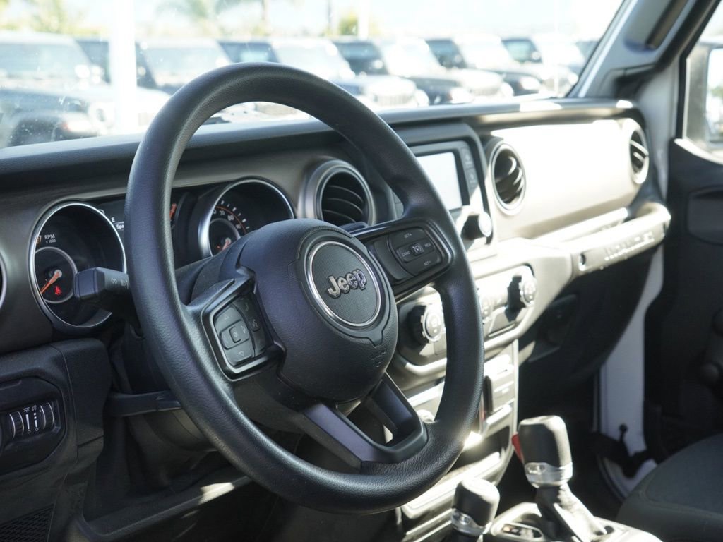 Certified 2020 Jeep Wrangler Sport image 21