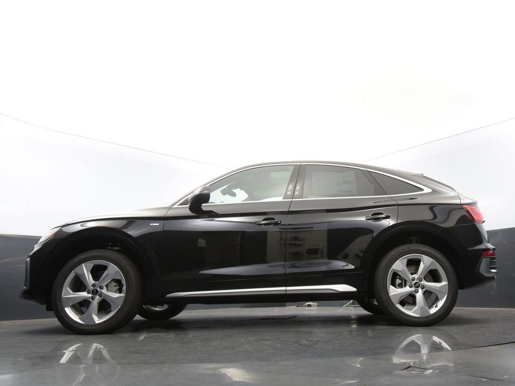 Certified 2024 Audi Q5 2.0T Premium Plus w/ Premium Plus Package image 37