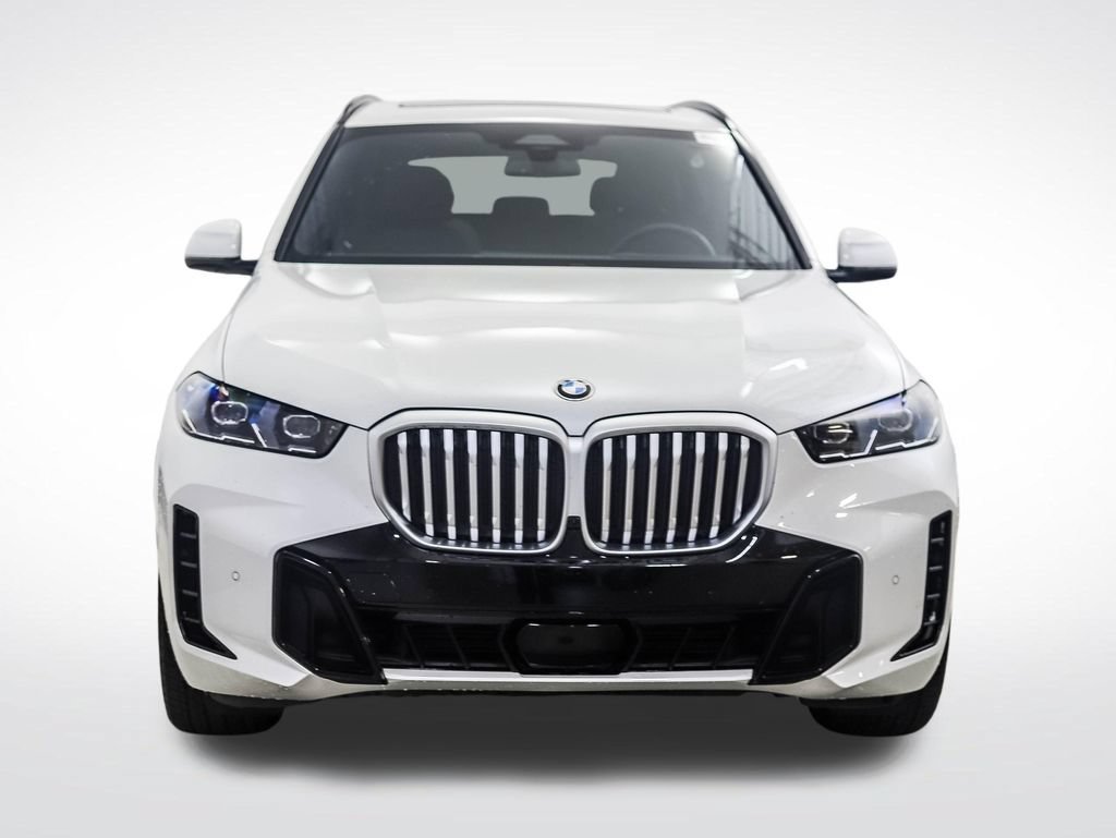 Certified 2026 BMW X5 xDrive40i w/ M Sport Package AWD/4WD image 8