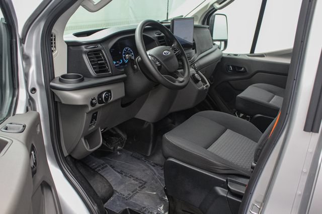 Certified 2023 Ford E-Transit Low Roof RWD image 15