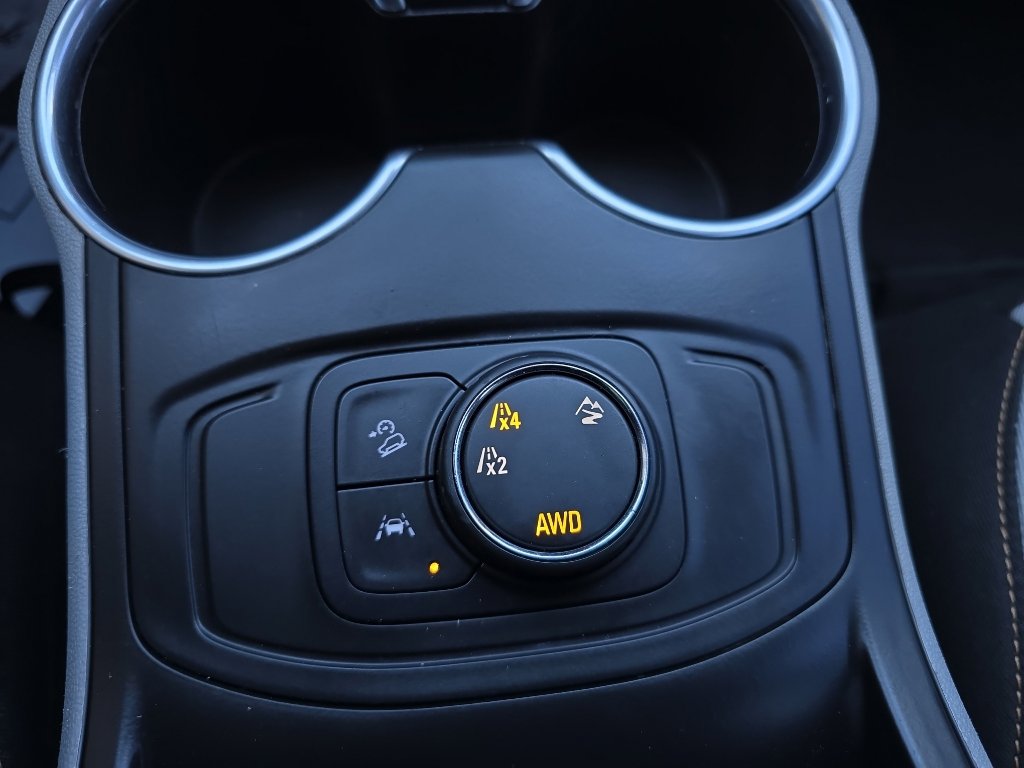 Used 2020 GMC Terrain SLE image 21