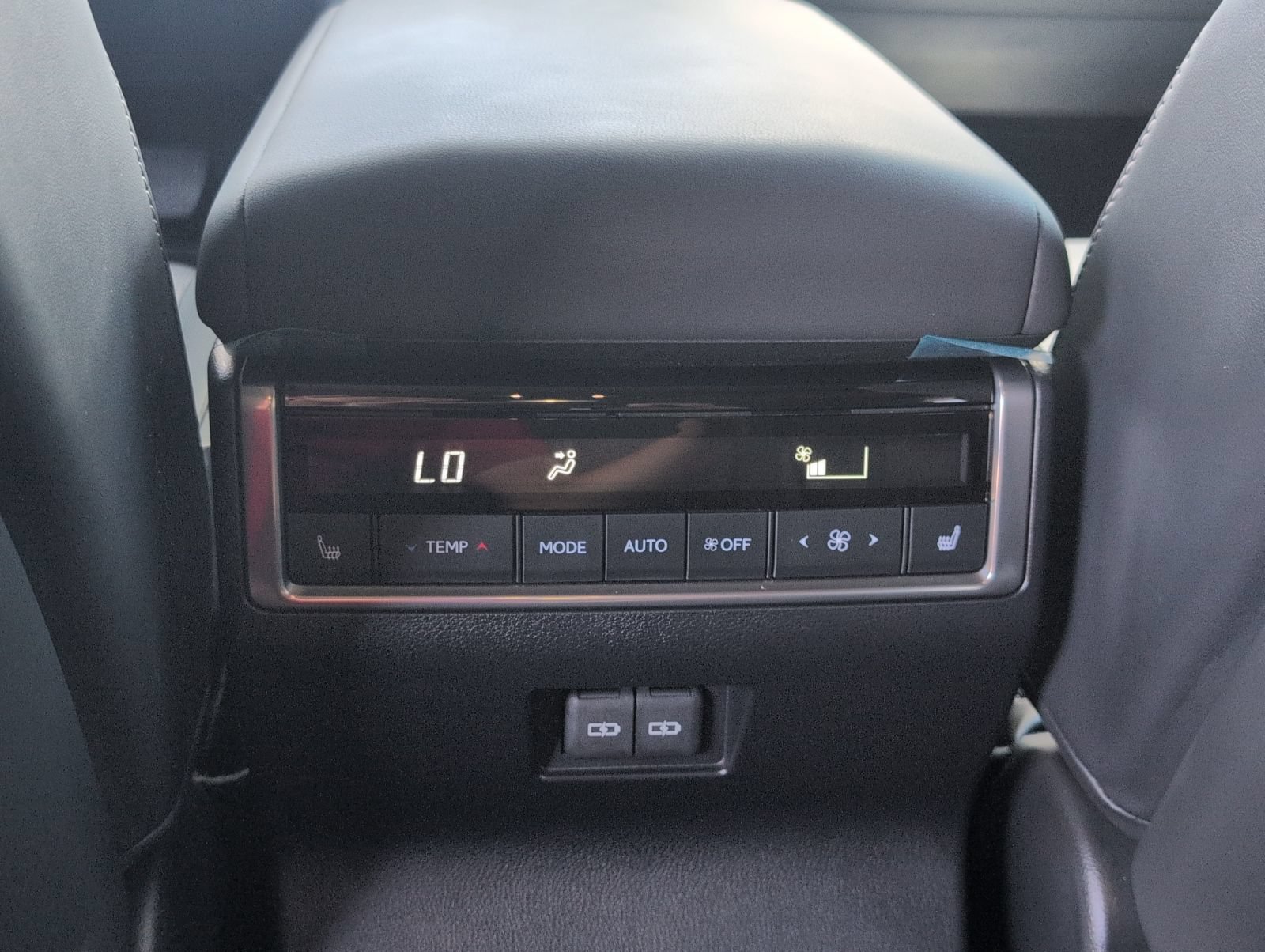 Certified 2025 Lexus GX 550 w/ Cold Area Package AWD/4WD image 16