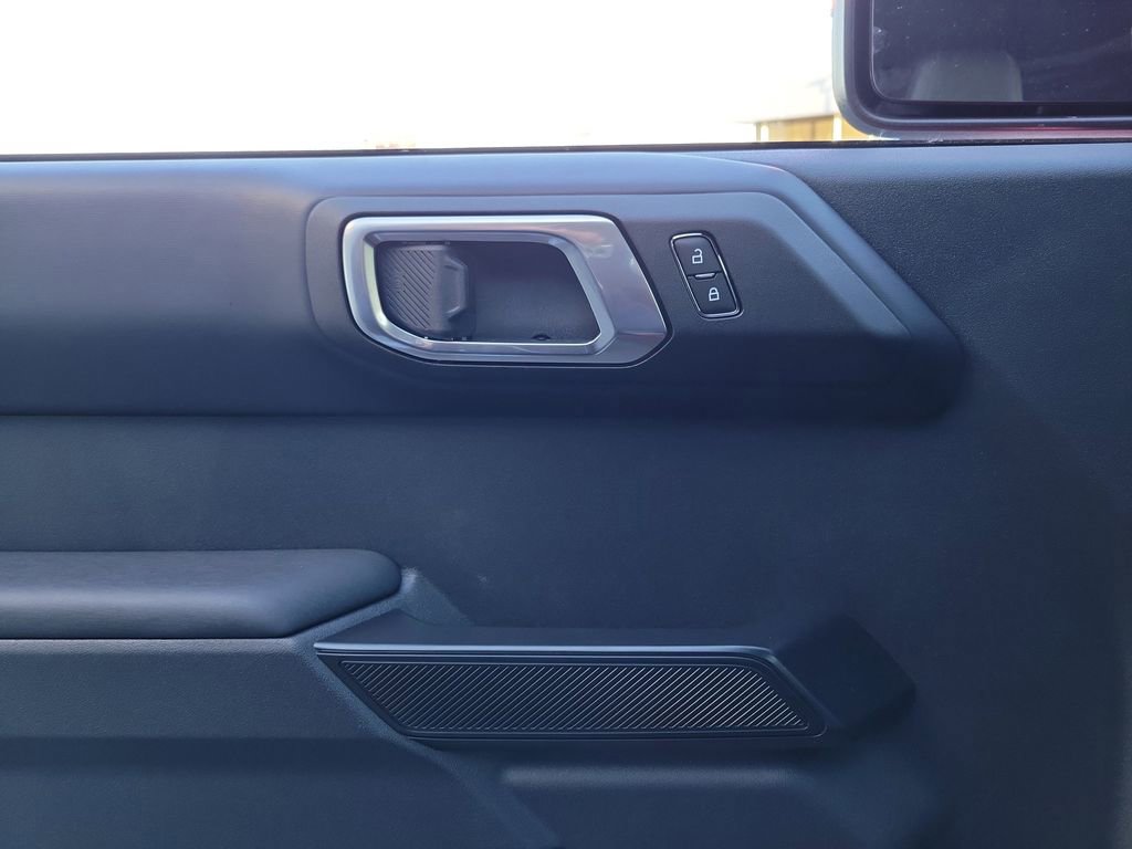 New 2025 Ford Bronco Raptor image 18