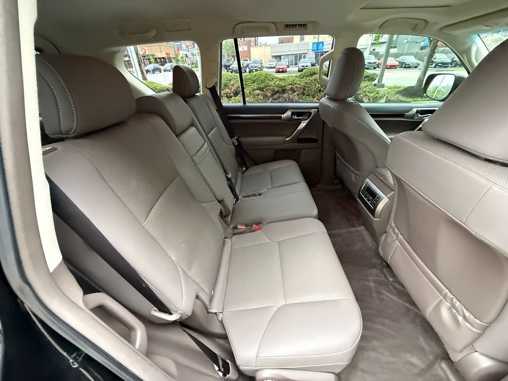 Used 2019 Lexus GX 460 Premium AWD/4WD image 28