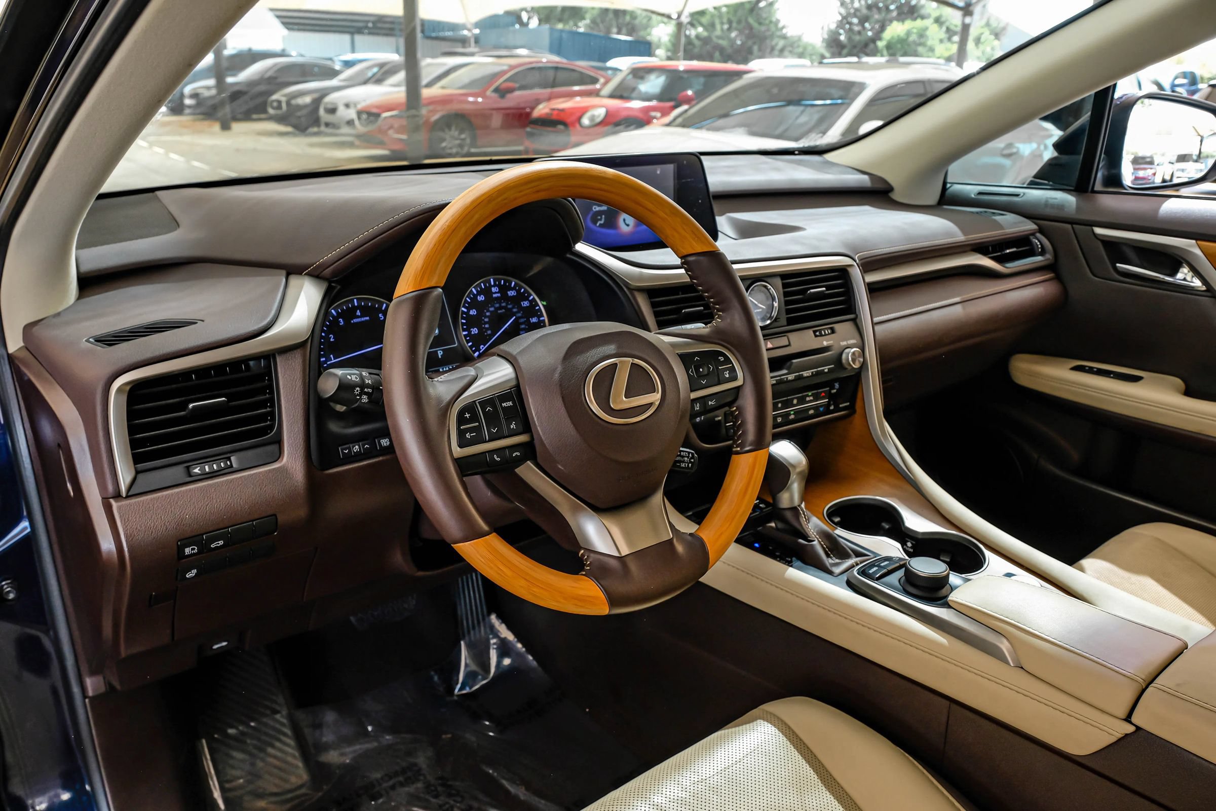 Used 2018 Lexus RX 350 FWD w/ Premium Package image 3