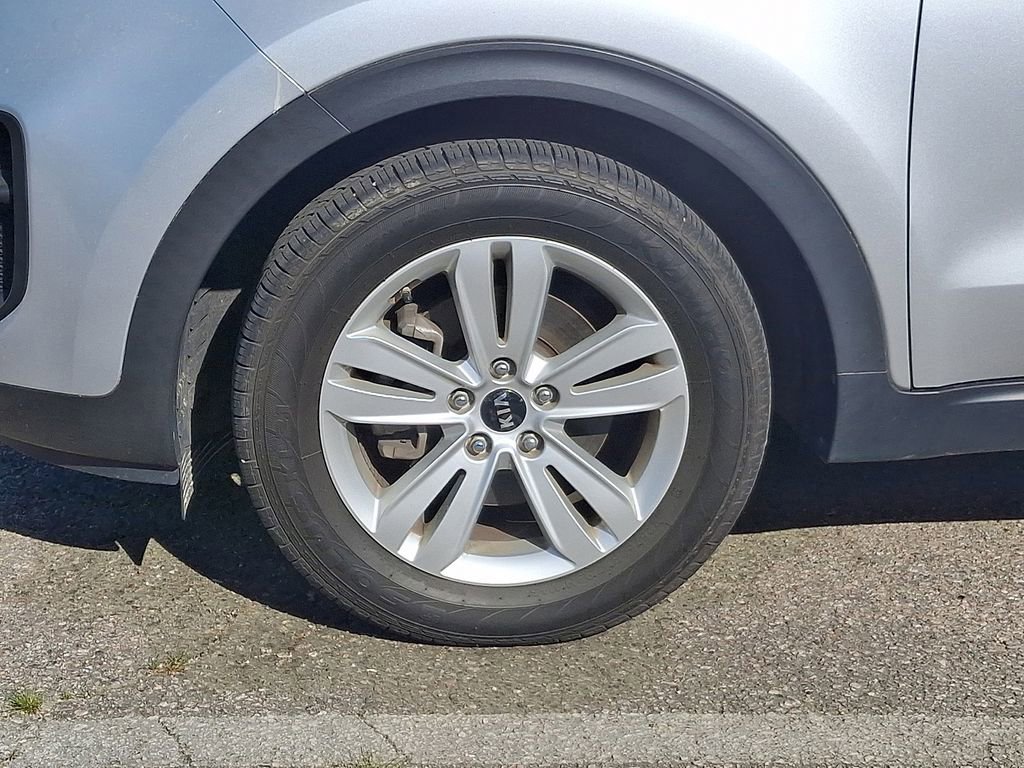 Used 2017 Kia Sportage LX image 4