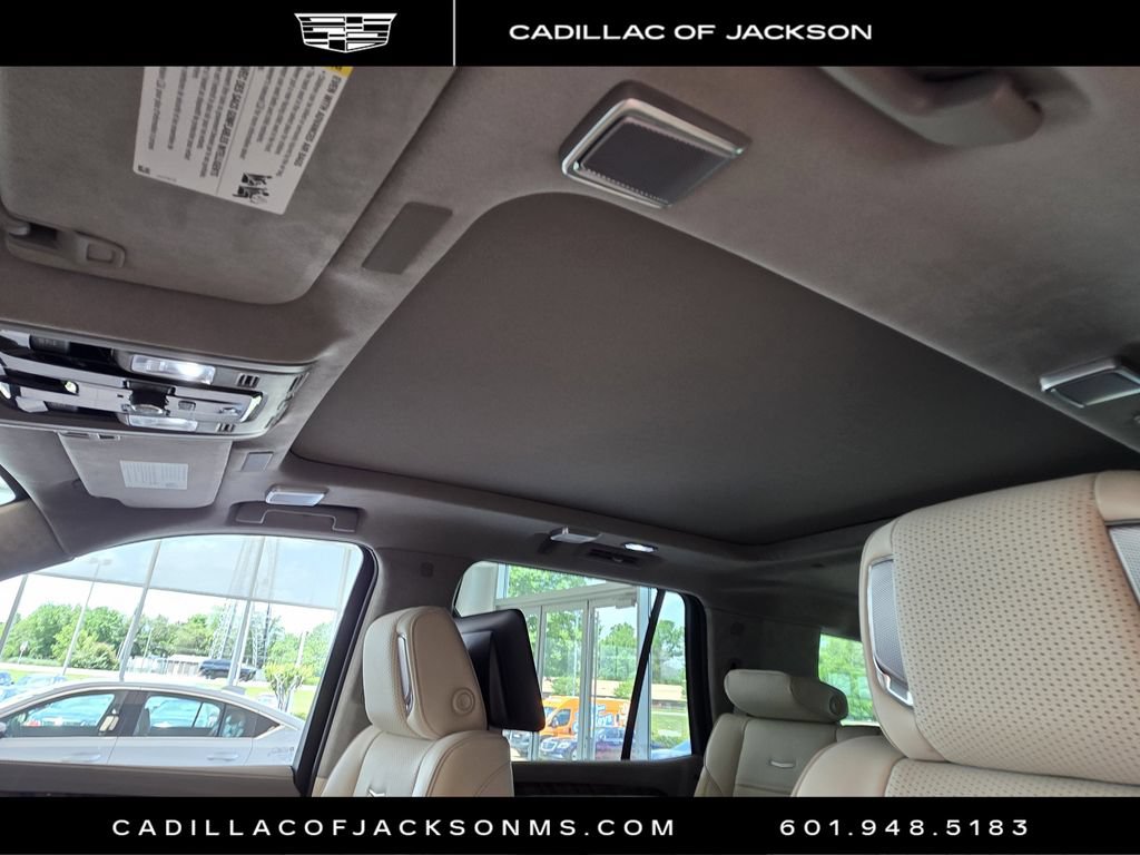 Certified 2026 Cadillac Escalade Platinum Sport w/ LPO, Floor Liner Package AWD/4WD image 20