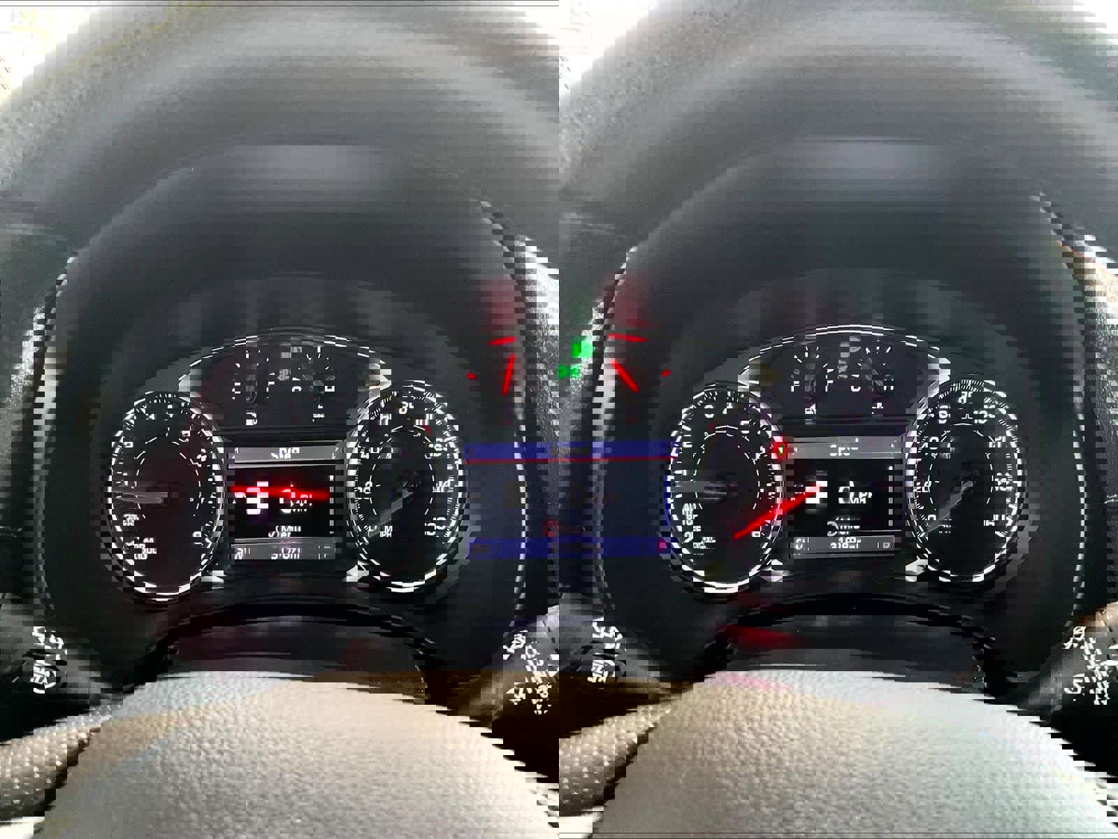 Used 2023 GMC Terrain SLE w/ Driver Convenience Package image 25