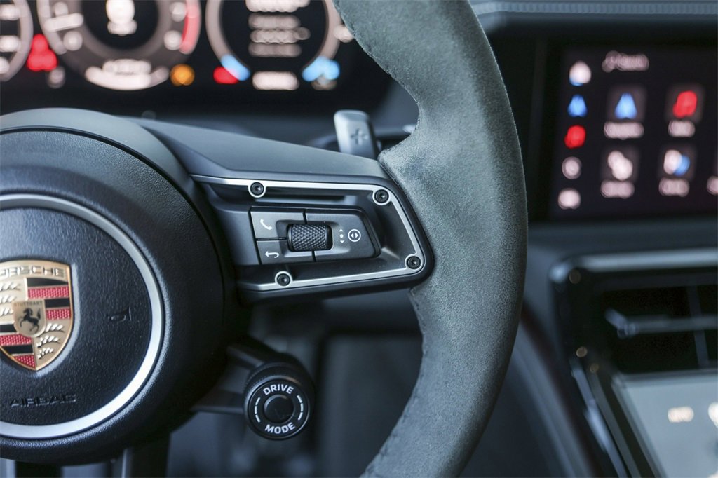 Certified 2025 Porsche Panamera GTS image 20