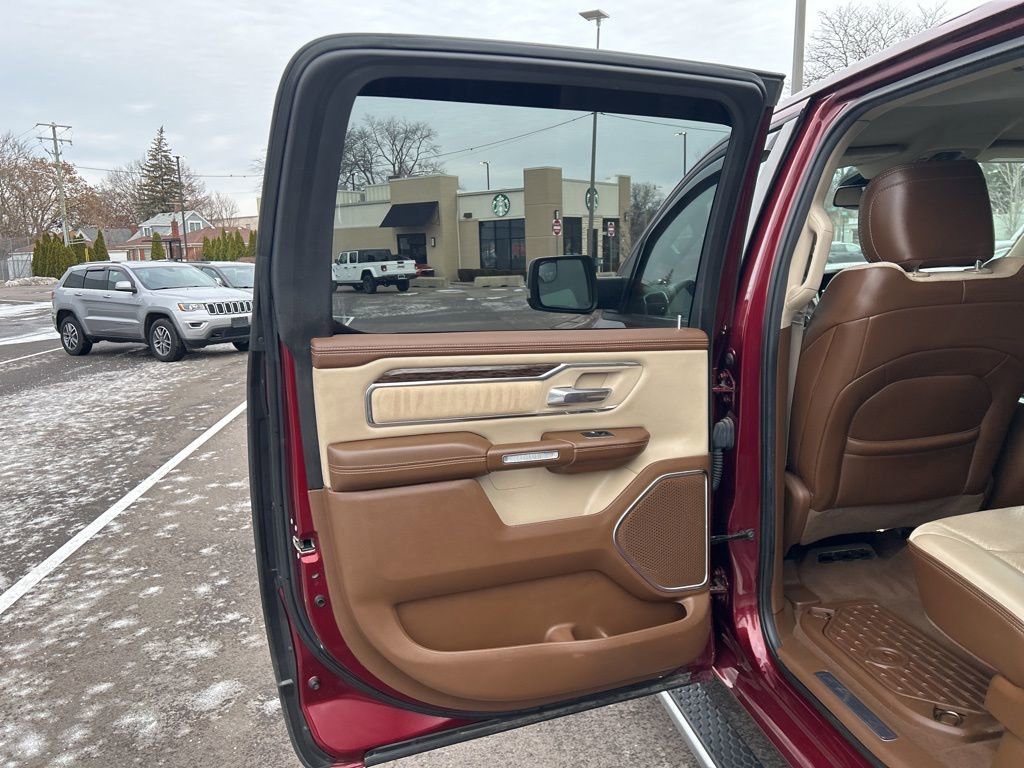 Used 2019 RAM 1500 Laramie image 13