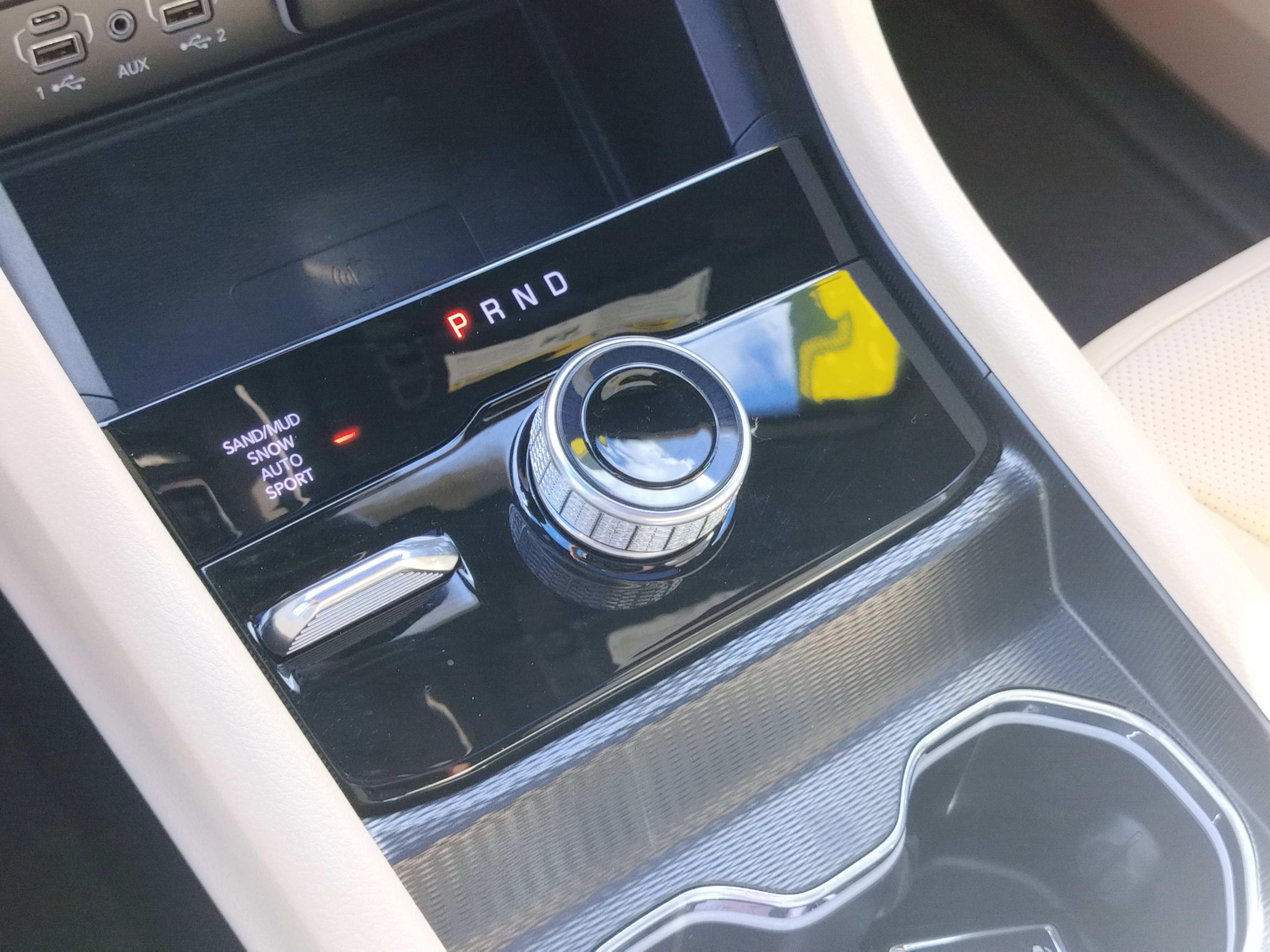 Used 2025 Jeep Grand Cherokee L Limited w/ Luxury Tech Group II image 29