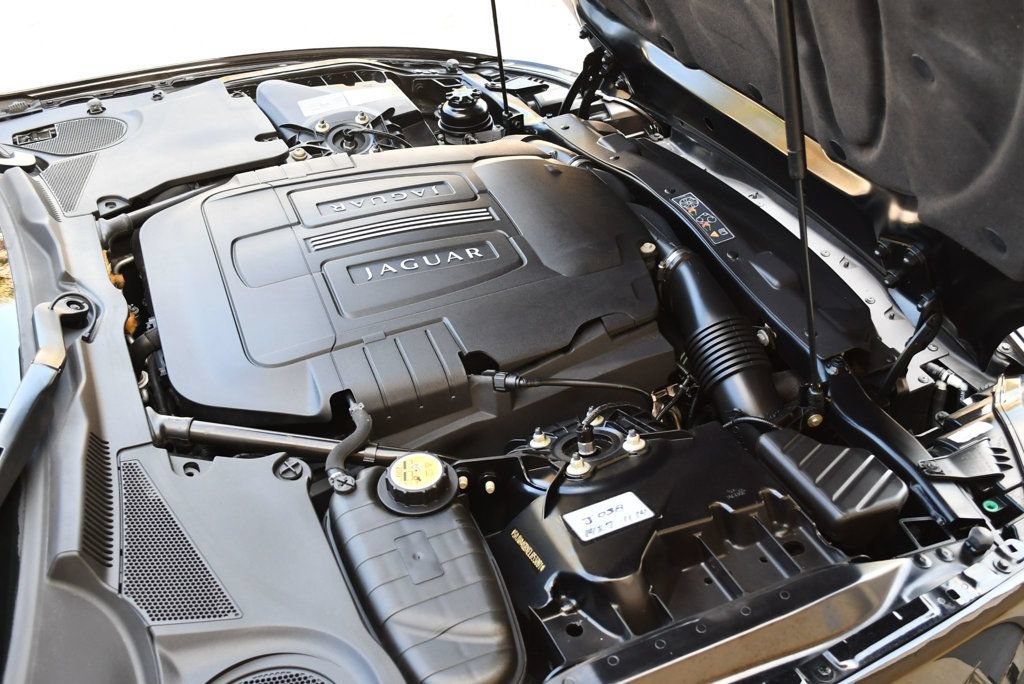 Used 2014 Jaguar XK Convertible RWD image 83