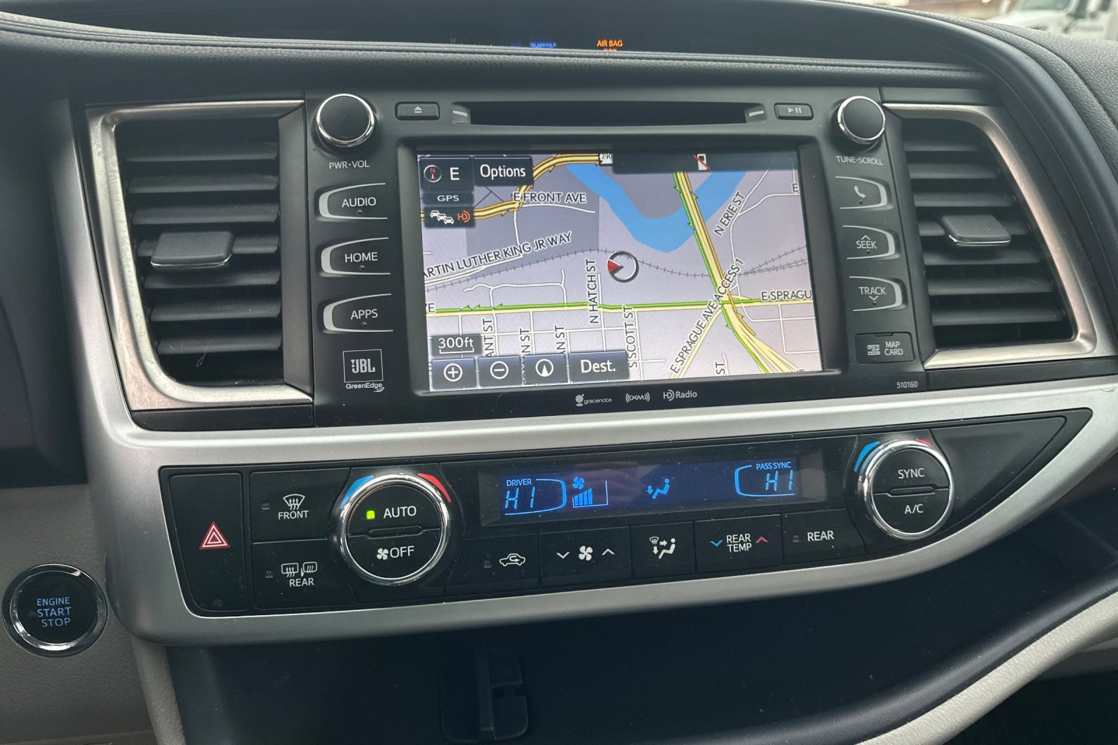 Used 2016 Toyota Highlander Limited image 28