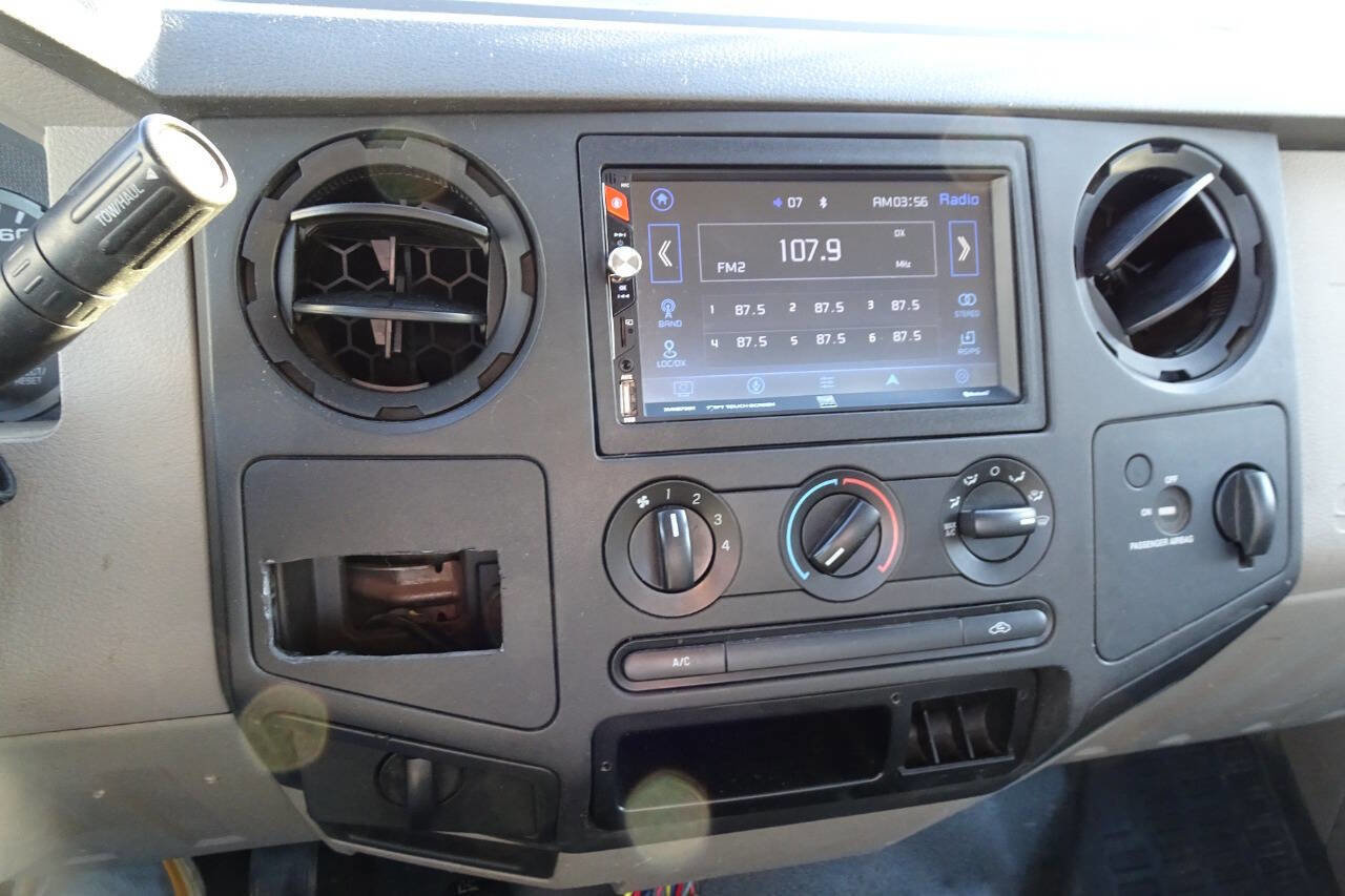 Used 2009 Ford F350 XL image 16