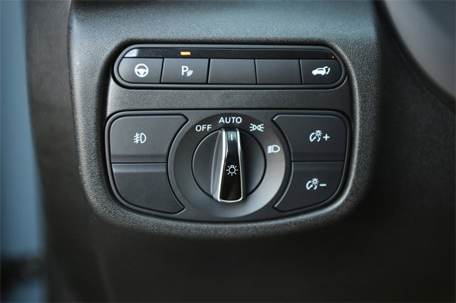 Used 2022 INFINITI QX50 Luxe image 19