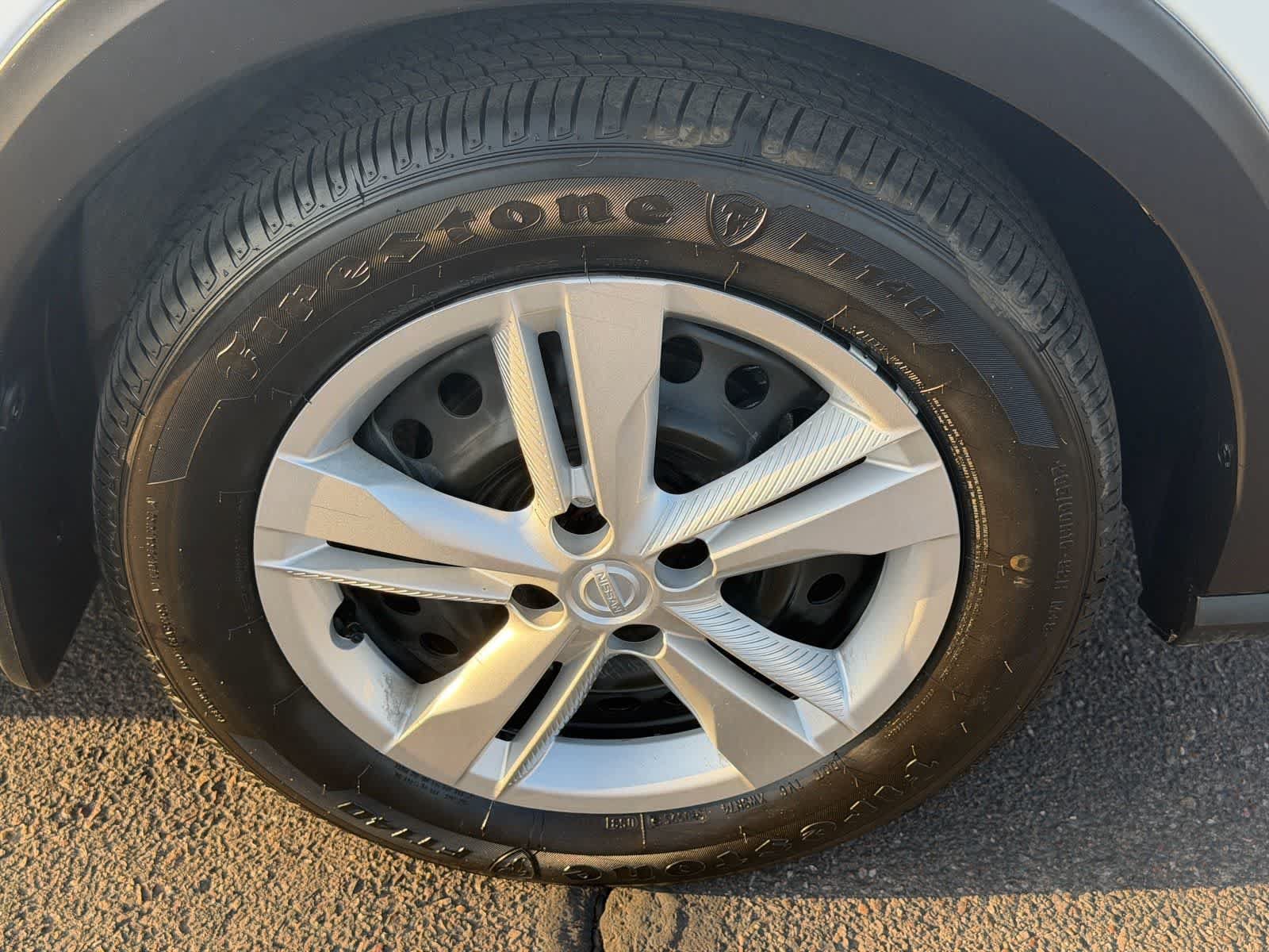 Certified 2025 Nissan Kicks Play S FWD image 9