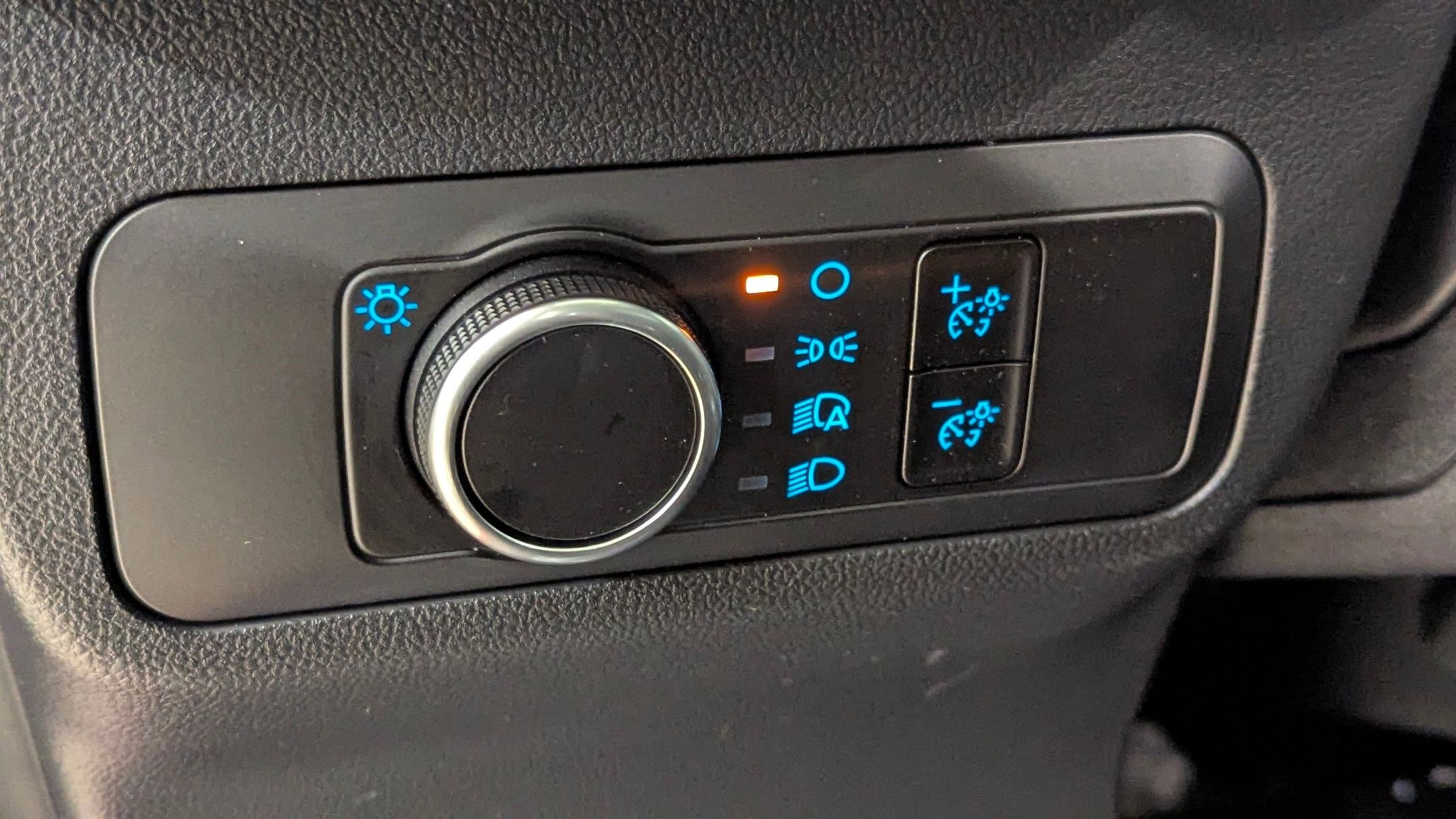 New 2026 Ford Escape Active w/ Cold Weather Package FWD image 18