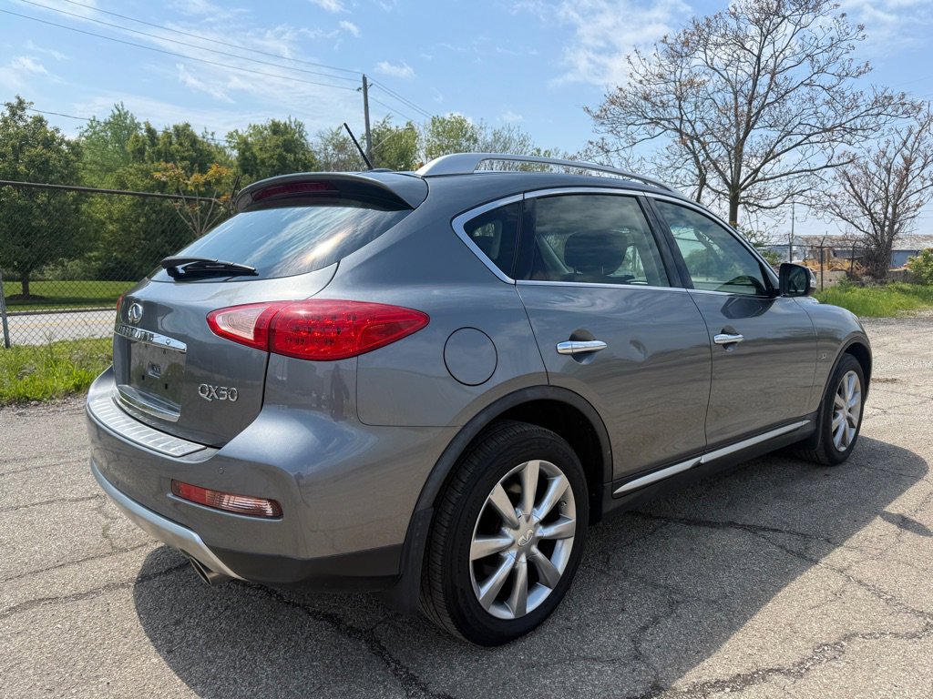 Used 2017 INFINITI QX50 AWD w/ Premium Plus Package image 3
