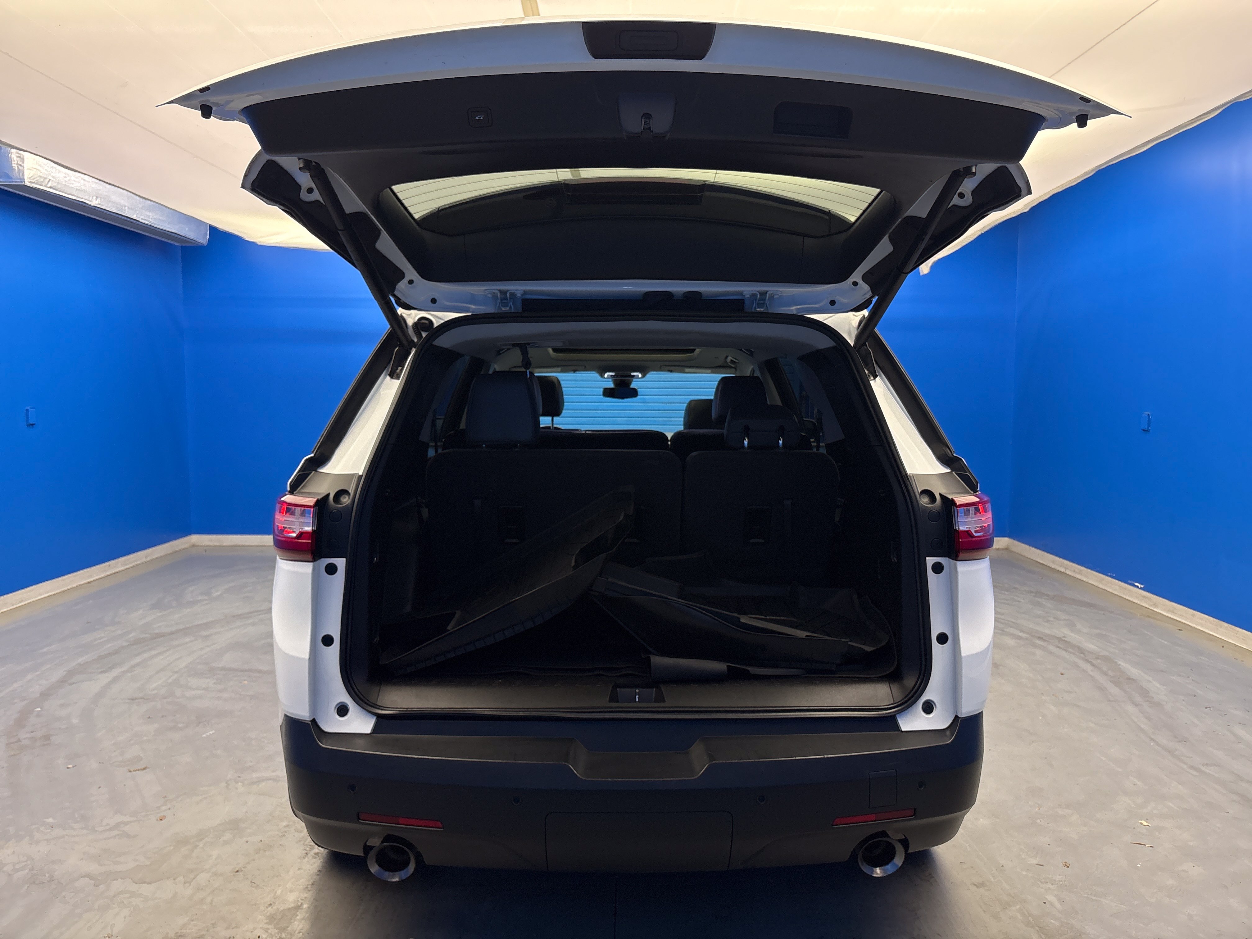 Used 2019 Chevrolet Traverse LT w/ LT Premium Package FWD image 30
