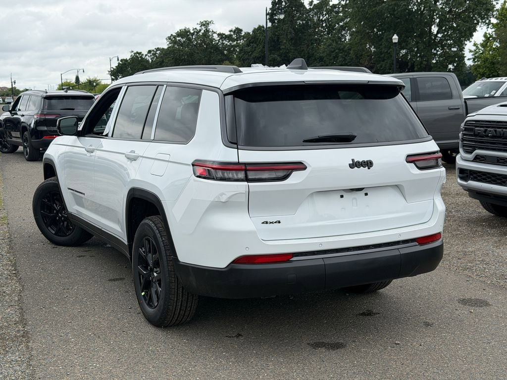 New 2026 Jeep Grand Cherokee L 4WD image 8