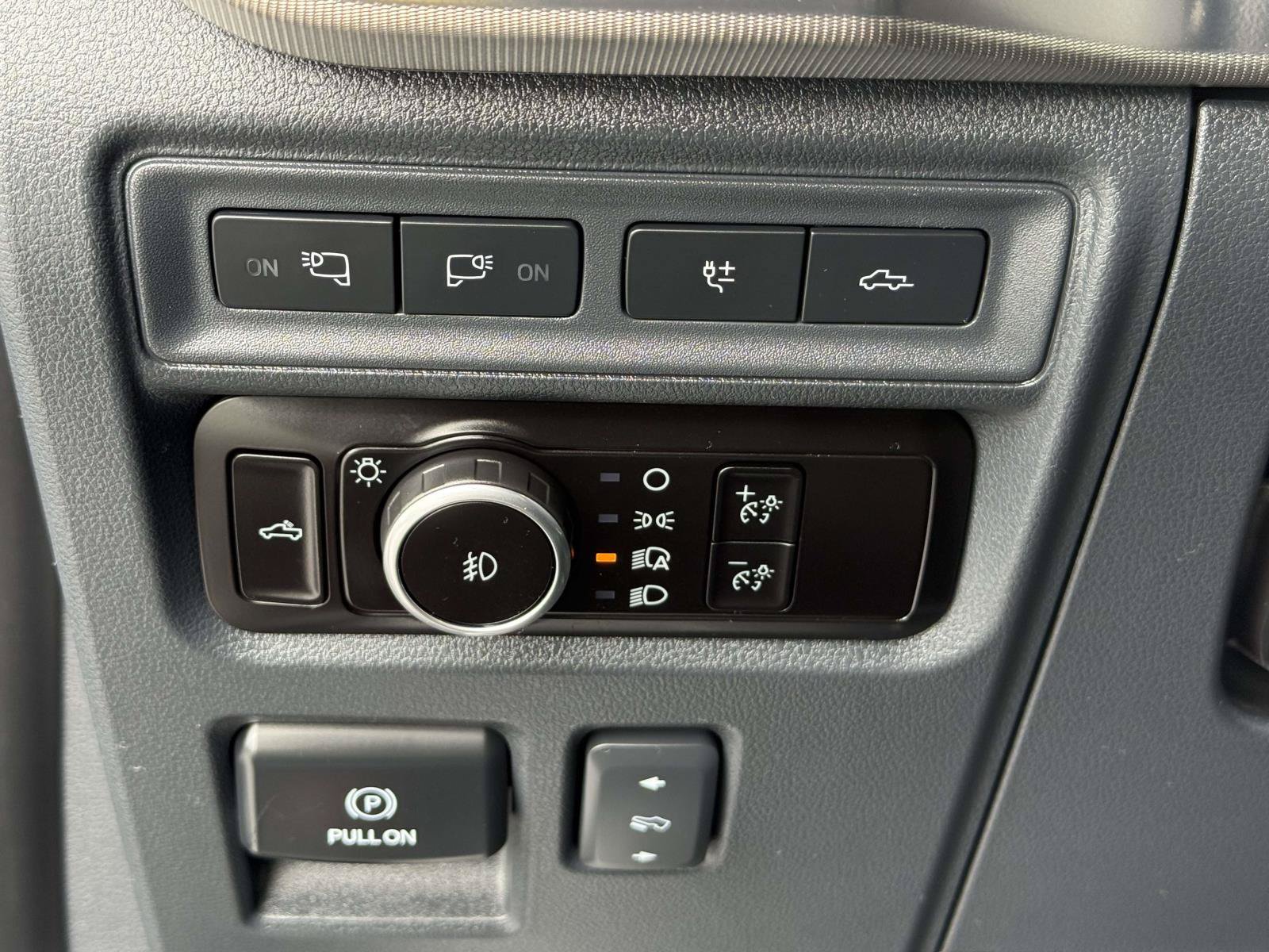 Certified 2023 Ford F150 Raptor AWD/4WD image 18