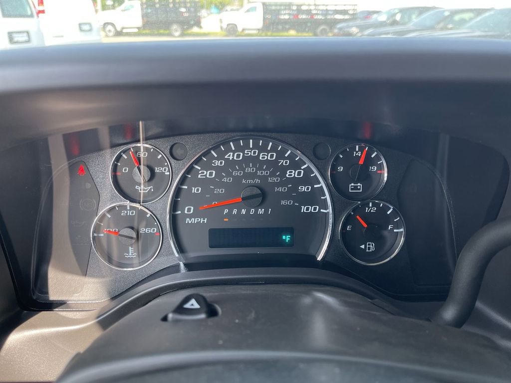 New 2025 Chevrolet Express 3500 Extended w/ Driver Convenience Package RWD image 10
