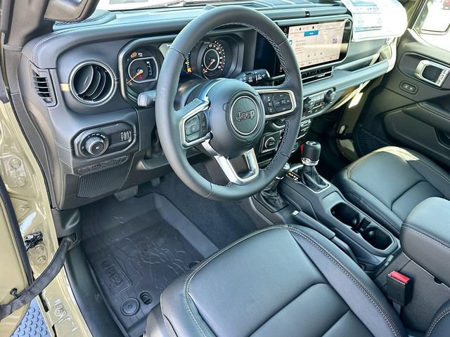 New 2026 Jeep Wrangler Unlimited Sahara AWD/4WD image 7