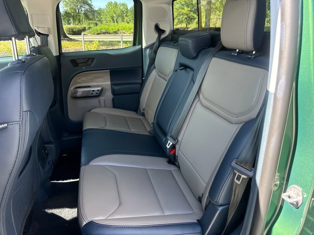 Used 2025 Ford Maverick Lariat w/ 4K Tow Package AWD/4WD image 32