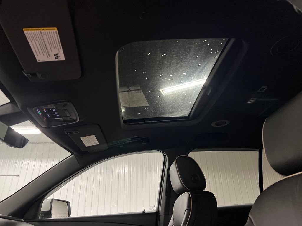 Certified 2022 Chevrolet Traverse Premier w/ LPO, Floor Liner Package AWD/4WD image 29