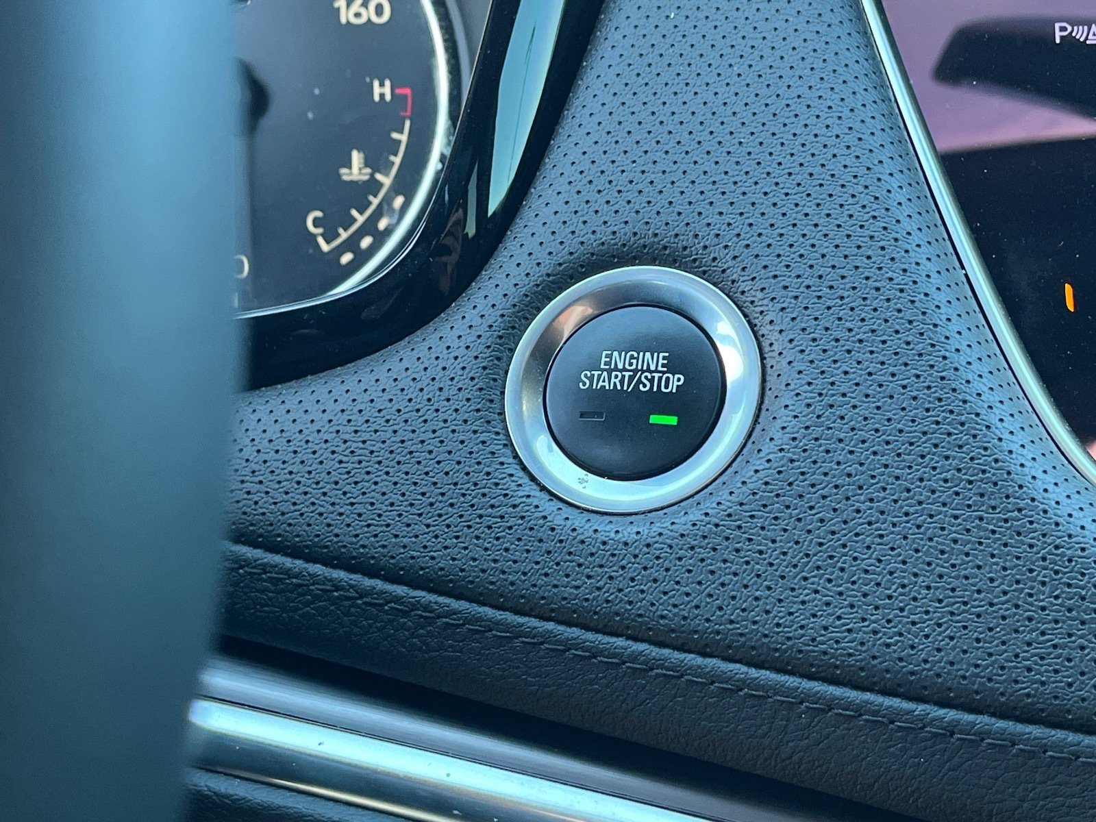 Used 2022 Cadillac XT5 Luxury FWD image 23